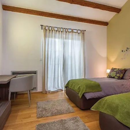 Vila San Kirin***** Olivia